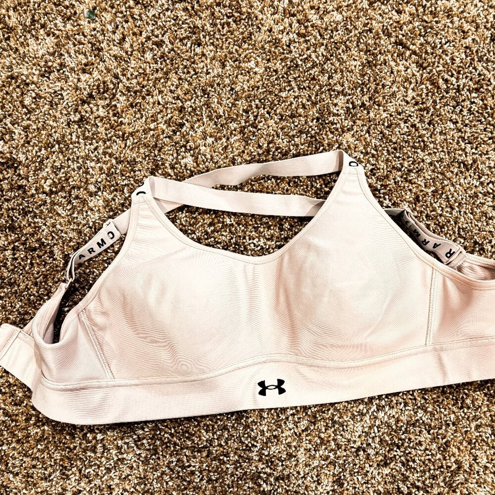 Under Armour Infinity mid covered sports bra with adjustable wordmark straps